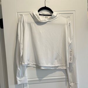 NWT Lucky in Love White Long-Sleeve Cropped Top